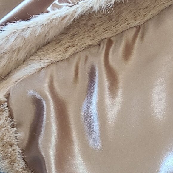 DKNY Women's Faux Fur Coat Camel Size XXL Beige Long Sleeve Button Up - Picture 8 of 16